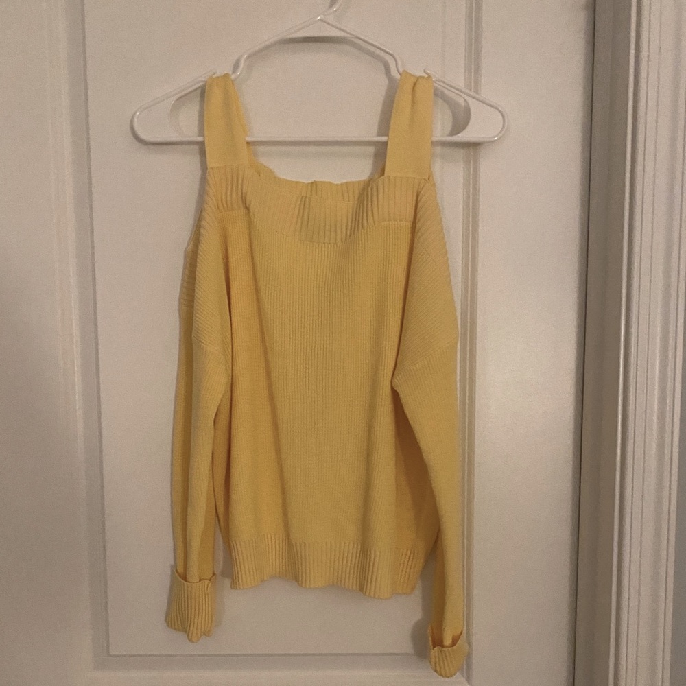 Cotton sweater with open shoulders, size small